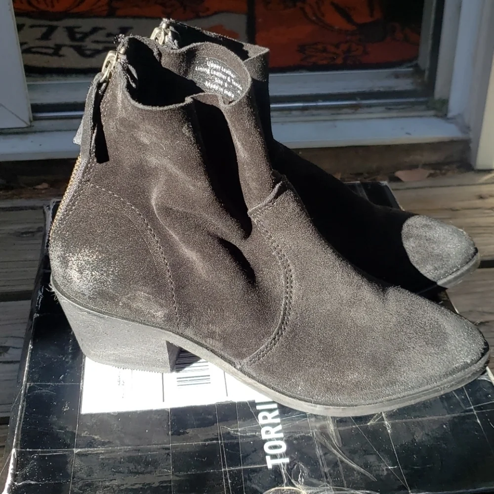 Rebels Molly Western-Style Suede Bootie 6 NEW